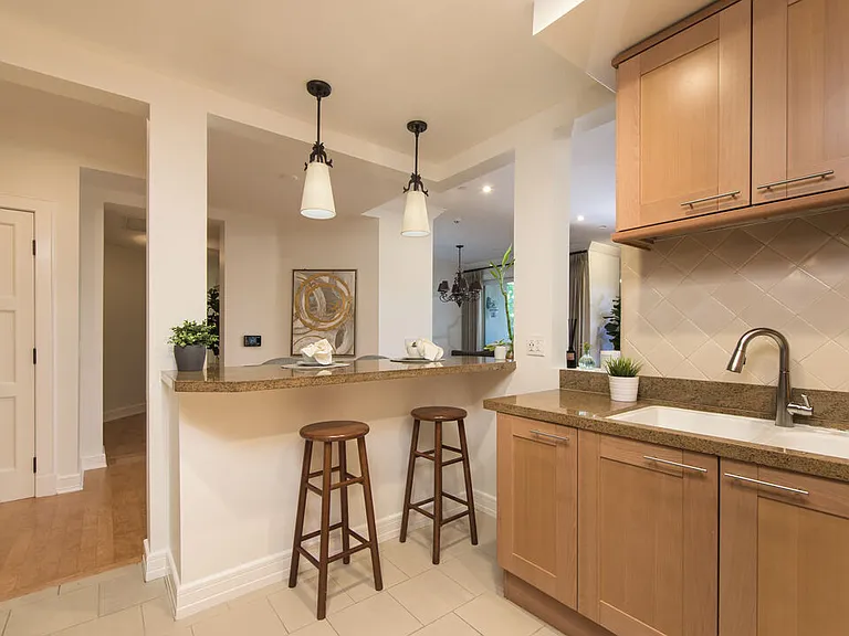 411 N Oakhurst Dr #305 — Photo 12