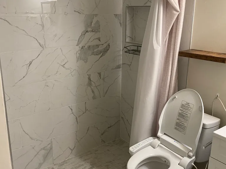 1800 Jefferson Park Ave #53 — Photo 9
