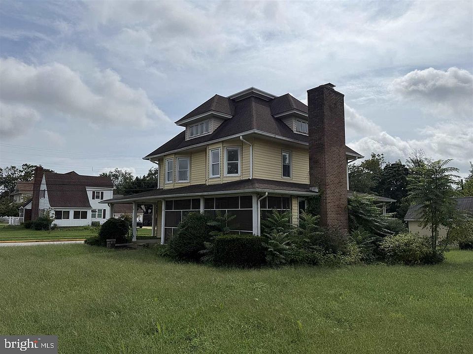 1st image of 19 Catawba Ave
