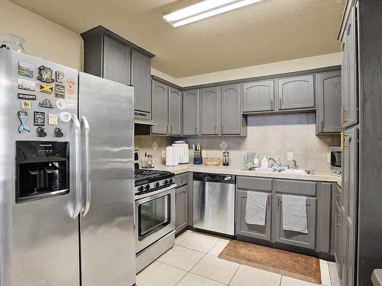 2061 Don Pascual Ln — Photo 7