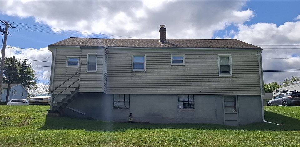 2nd image of 36 Locust St