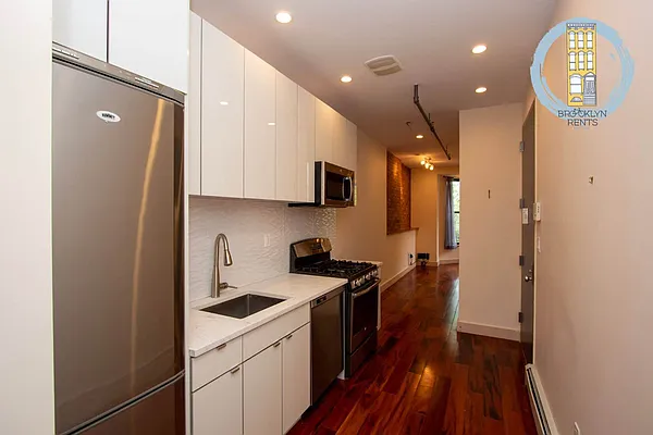 Rented by Brooklyn Rentals NYC | media 2