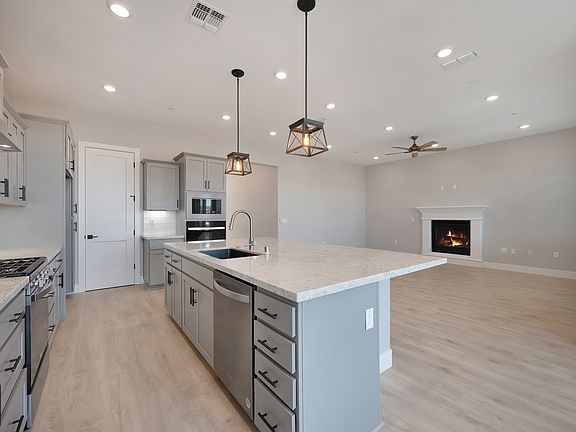 5th image of 1192 Gunnison Dr