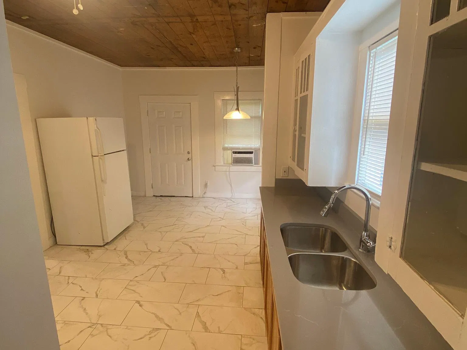 722 Gulf St — Photo 3