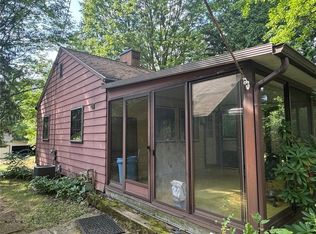 2410 Revere Rd, Akron, OH 44333