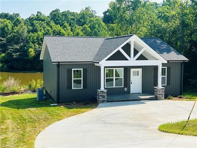 105 Lakeshore Dr, Thomasville, NC, 27360