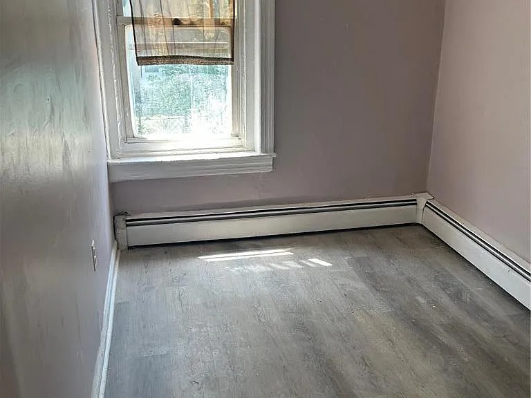 740 Laufer St — Photo 13