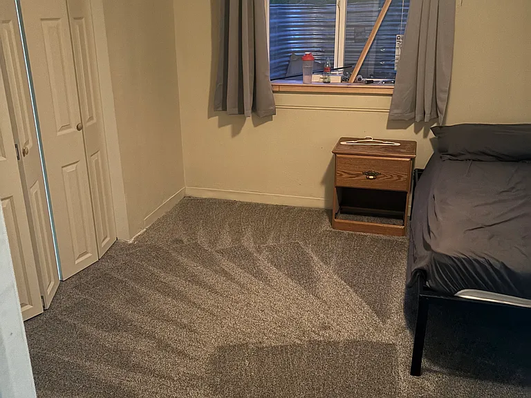 1408 S Regal St — Photo 17