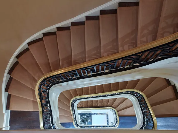 11 East 74th Street image 4 of 18