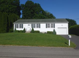 81 Johl Dr, Groton, CT 06340