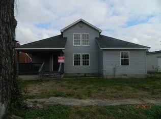 784 Court St, Fort Gay, WV 25514