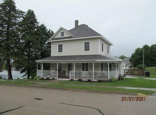 206 E Maple St, Montfort, WI 53569