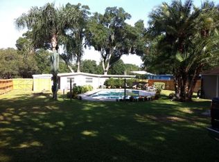 5203 Lloyd St, Seffner, FL 33584