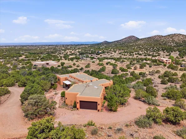 25 Buen Pastor, Santa Fe, NM 87508