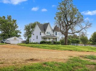 2928 E Stagecoach Trl, Apple River, IL 61001