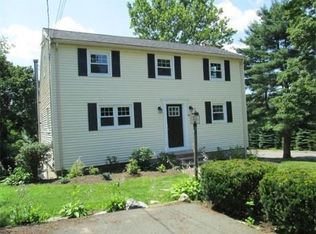 48 Elm St, Franklin, MA 02038