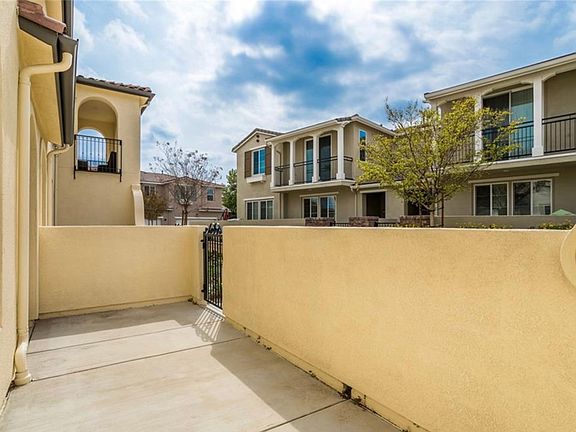 4th image of 28822 Calle De La Paz Dr