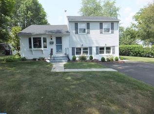 1802 Jill Rd, Willow Grove, PA 19090