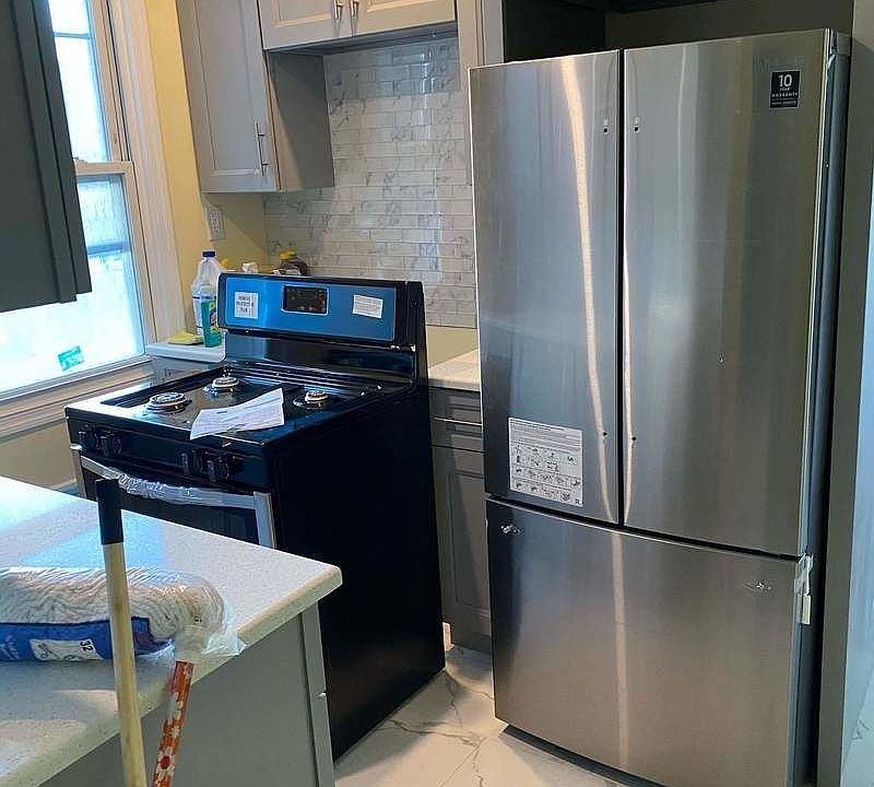 1st image of 716 E 88th St Floor 1