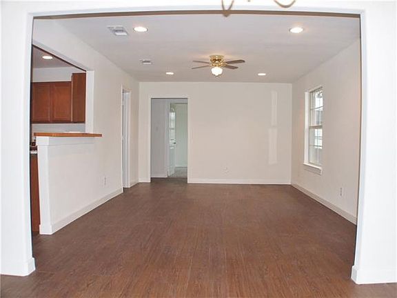 3rd image of 4232 Motley Dr