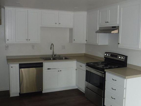 5th image of 14681 Carfax Dr APT B