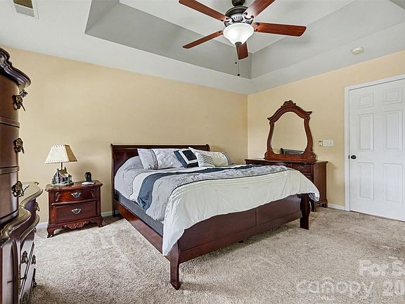 4th image of 6711 Tanners Creek Dr