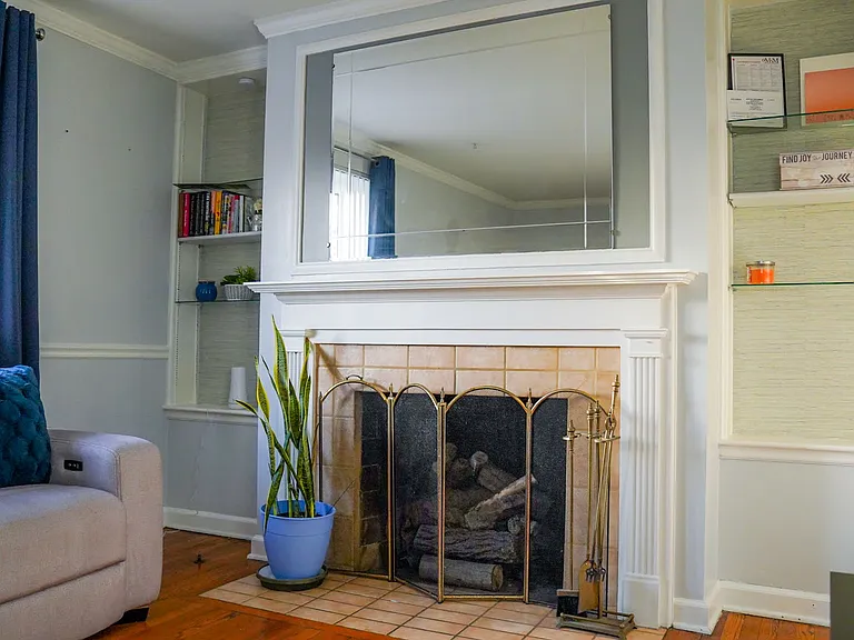 1750 E Broad St — Photo 10