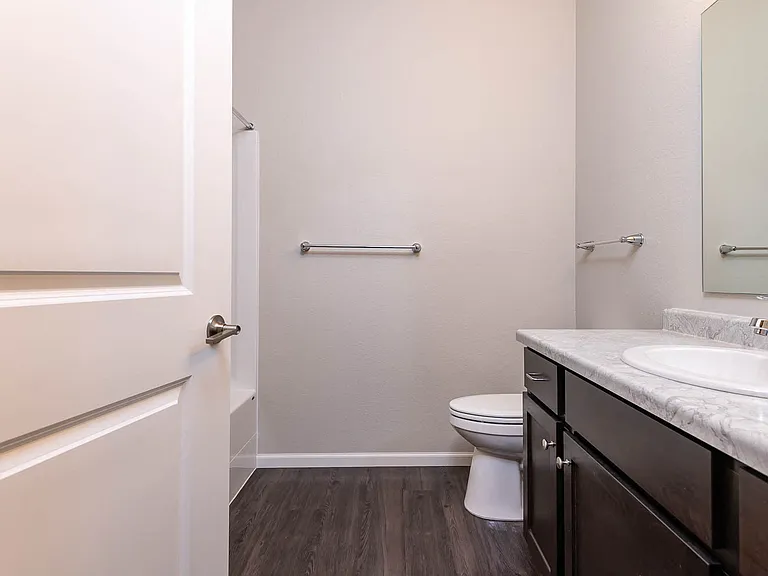 Port View Apartments | Bathroom