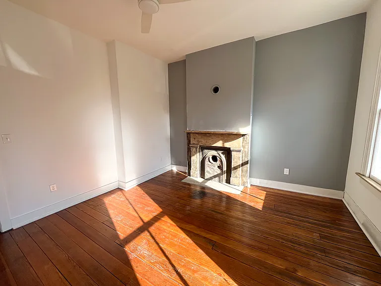 309 Hinton St — Photo 24