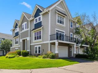 15576 Early Bird Cir, Apple Valley, MN 55124