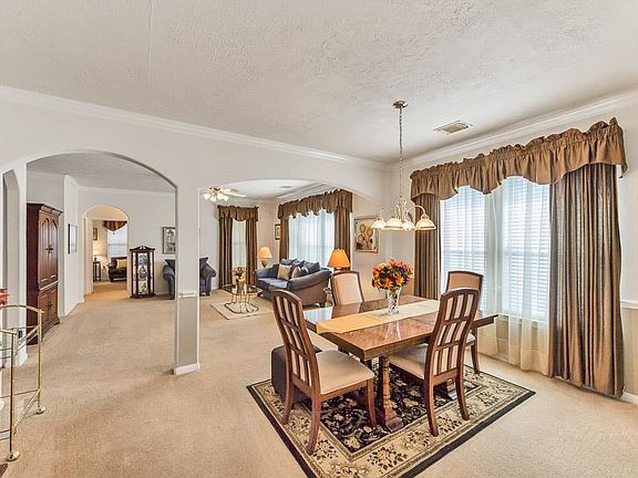 3rd image of 5227 Sandyfields Ln