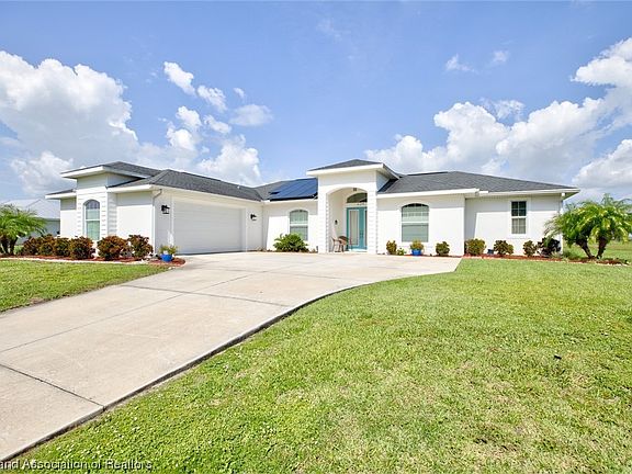 4th image of 624 Glen Mar Cir