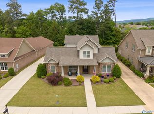 615 Indian Lake Dr SE, Huntsville, AL 35803