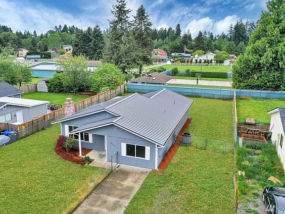 2nd image of 15214 16th Ave E