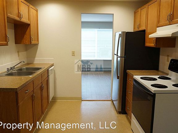 2nd image of 212 N J St APT 1