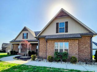639 Blue Water Dr, Cookeville, TN 38506