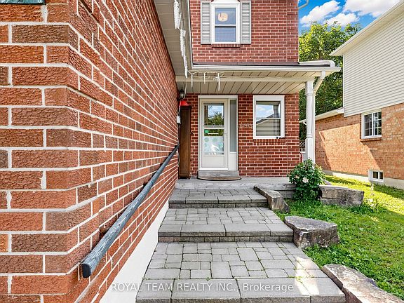 2nd image of 28 Ailsa Dr