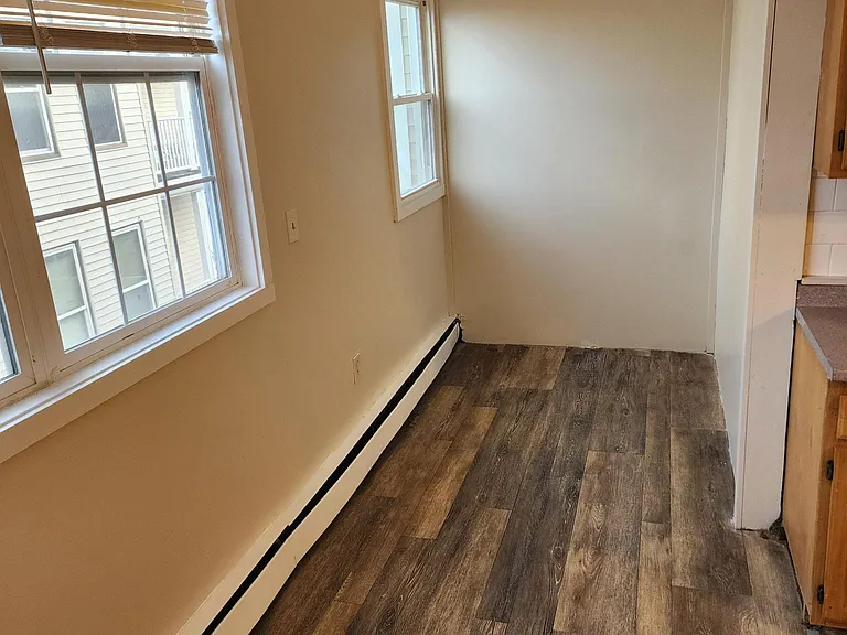 Fernboro St — Photo 10