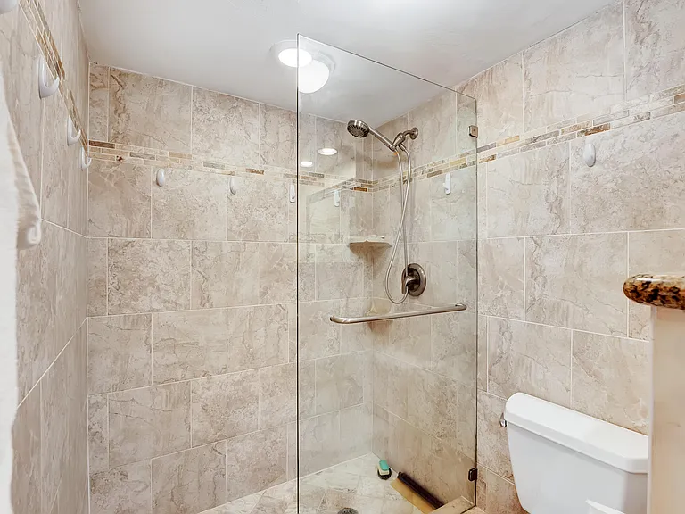450 Egret Cir #9202 — Photo 14
