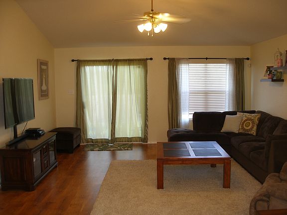5th image of 16726 Mandolino Ln