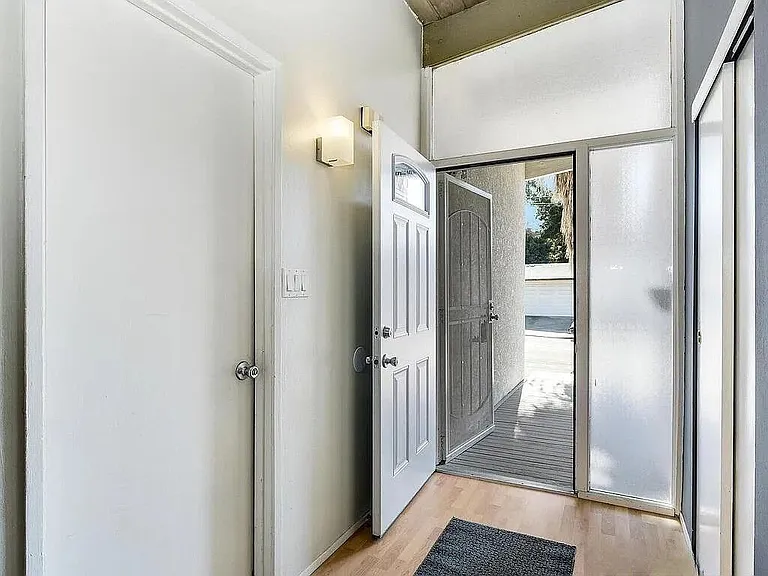 5442 Baja Dr — Photo 10