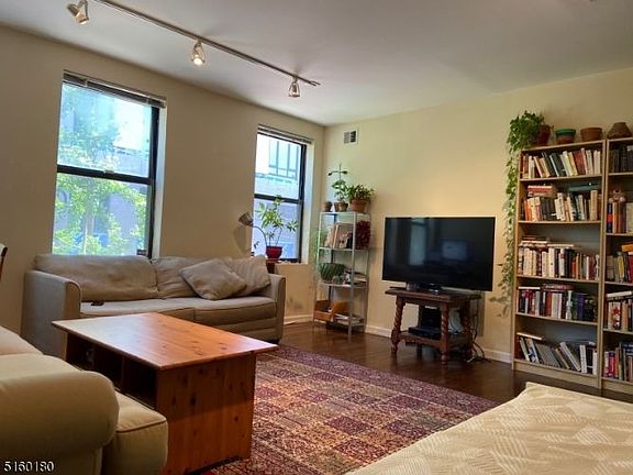 3rd image of 54-60 McWhorter St #101