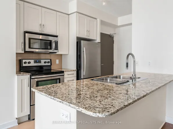 4065 Brickstone Mews #1401, Mississauga, ON L5B 0G3