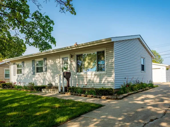 1927 17th AVENUE, Kenosha, WI 53140