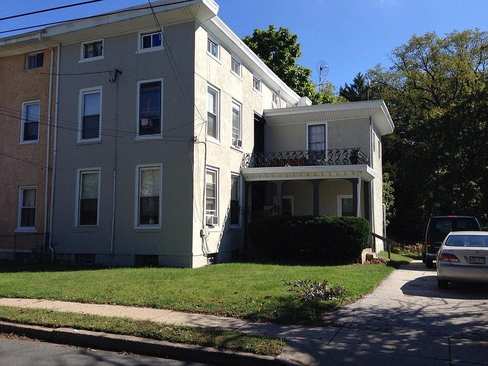 1st image of 1208 E Washington Ln