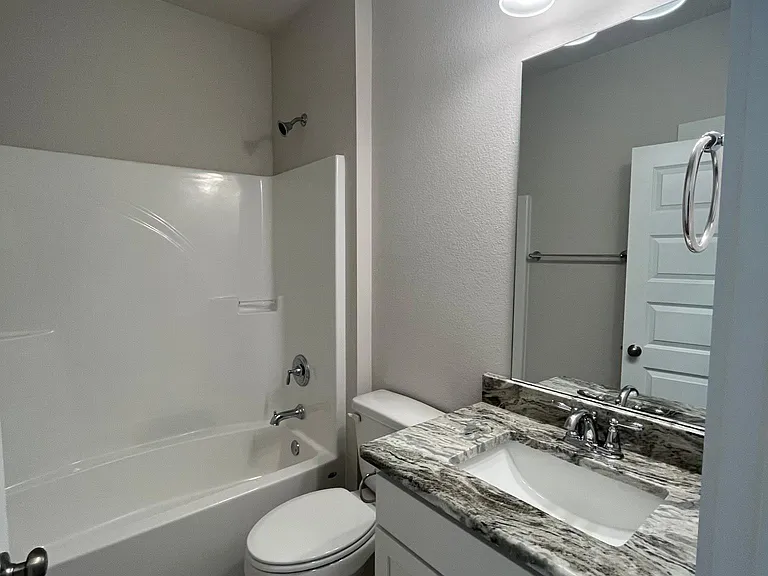 7076 Marble Ct — Photo 10