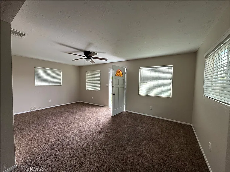 529 E Central Ave — Photo 5