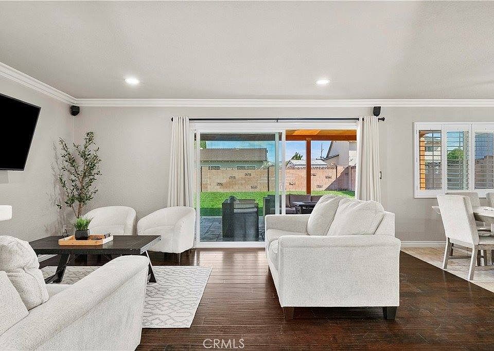 2095 Morley St, Simi Valley, CA 93065 | Zillow