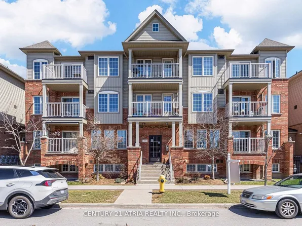 129 Isaac Devins Blvd #5, Toronto, ON M9M 0C4