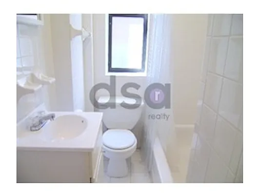 Rented by DSA Realty | media 23